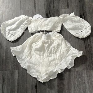 White eyelet ruffle short set crop top xs